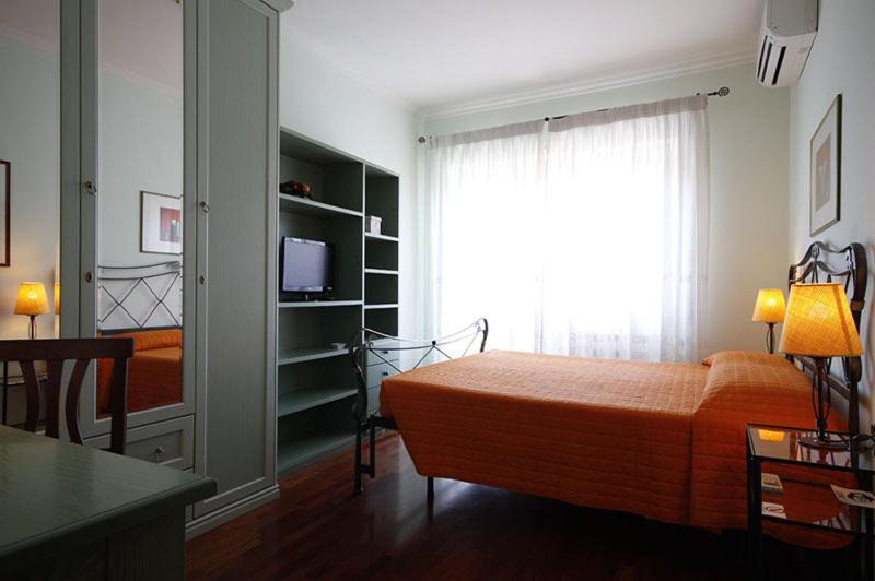 Appia Davila25 Rom